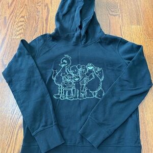 Kaws Sesame Street Uniqlo Friends Big Logo Black Sweatshirt Hoodies XS